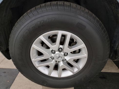 Used 2014 Nissan Frontier SV w/ SV Value Truck Package image 44