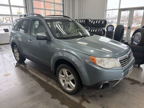 Used 2010 Subaru Forester 2.5X Limited image 1