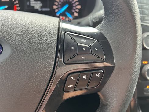 Certified 2019 Ford Explorer XLT image 29