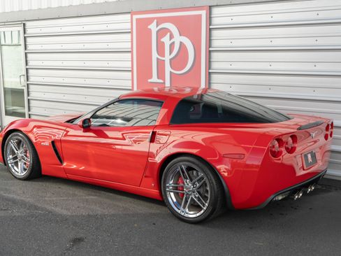 Used 2008 Chevrolet Corvette Z06 w/ Preferred Equipment Group image 43