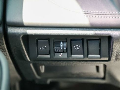 Certified 2025 Subaru Outback Touring AWD/4WD image 16