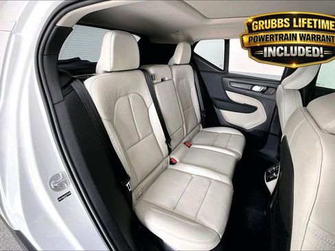 New 2026 Volvo XC40 B5 Plus w/ Protection Package Premier AWD/4WD image 20