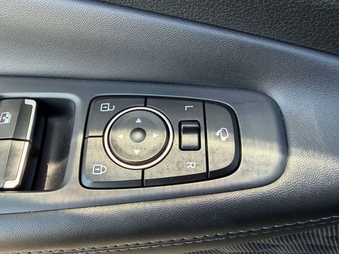 Used 2023 Hyundai Santa Fe Limited AWD/4WD image 14