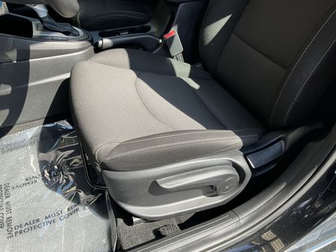 Used 2023 Kia Forte LXS image 27