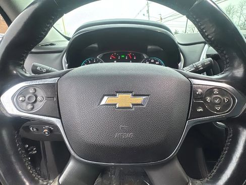 Used 2018 Chevrolet Traverse LT image 15