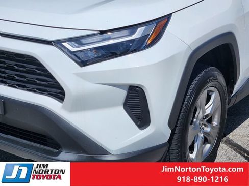 Used 2025 Toyota RAV4 XLE FWD image 10