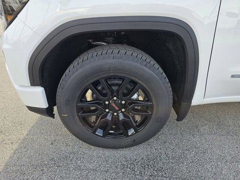 New 2026 GMC Sierra 1500 Pro w/ Graphite Edition image 15