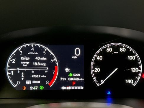 Used 2023 Honda Pilot LX image 9
