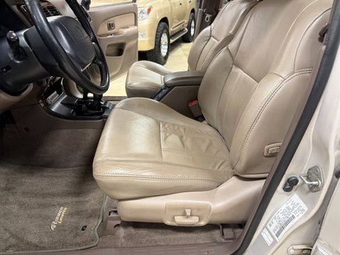 Used 1997 Toyota 4Runner Limited AWD/4WD image 22