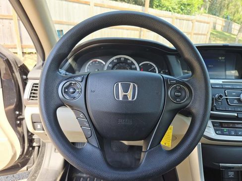 Used 2014 Honda Accord LX image 13