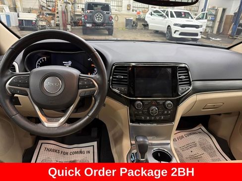 Used 2020 Jeep Grand Cherokee Limited image 13