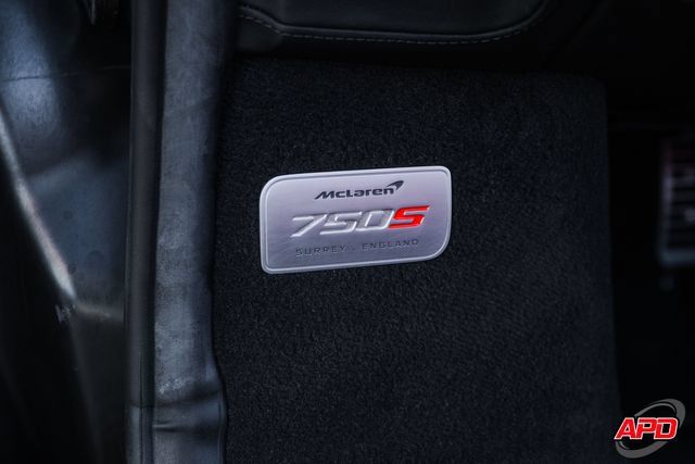 Used 2024 McLaren 750S Spider RWD image 90