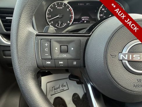 Used 2023 Nissan Rogue SV AWD/4WD image 17