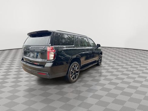 Used 2023 Chevrolet Suburban RST AWD/4WD image 11