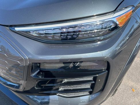 Certified 2025 Audi Q6 e-tron Premium Plus w/ Premium Plus image 8