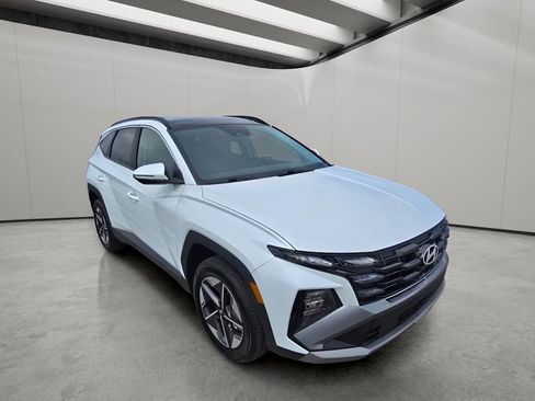 Used 2025 Hyundai Tucson SEL AWD/4WD image 7