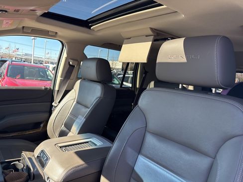 Used 2017 GMC Yukon Denali w/ Open Road Package image 5