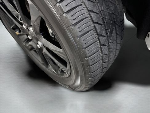 Used 2021 Jeep Grand Cherokee Laredo X image 53