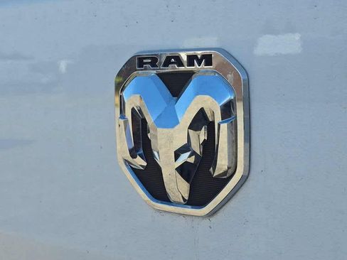 Used 2023 RAM ProMaster 2500 FWD image 17