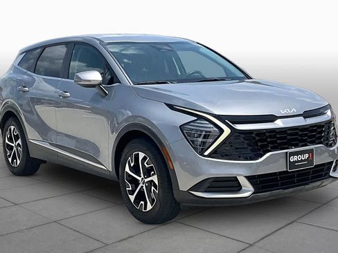 Certified 2024 Kia Sportage EX FWD image 3