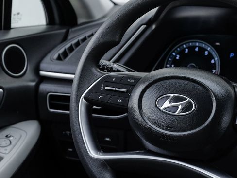 Used 2023 Hyundai Sonata SE FWD image 24