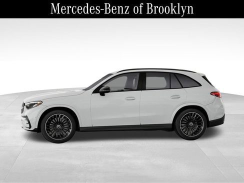 Certified 2025 Mercedes-Benz GLC 300 4MATIC image 35