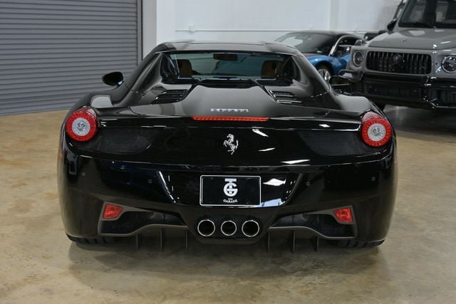 Used 2013 Ferrari 458 Spider RWD image 20