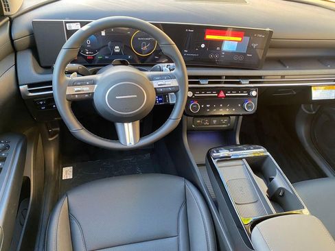 New 2025 Hyundai Tucson SEL image 12