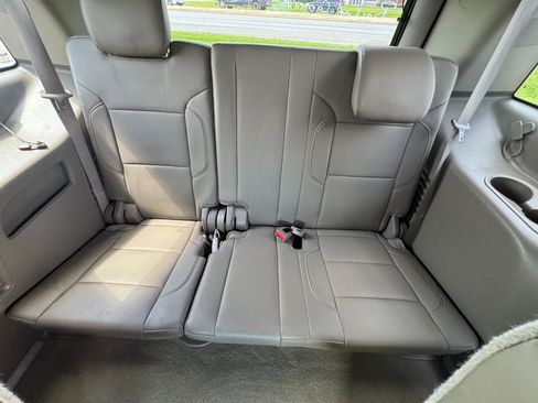 Used 2015 Chevrolet Tahoe LTZ RWD image 28