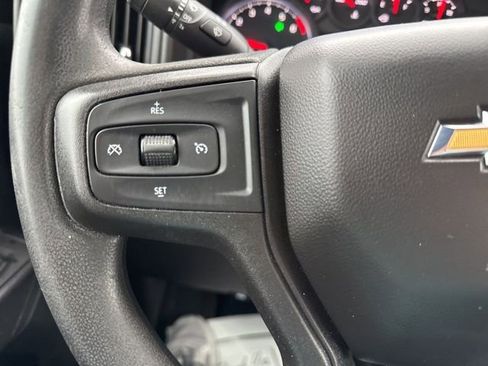 Used 2021 Chevrolet Silverado 2500 Custom w/ Custom Value Package image 10