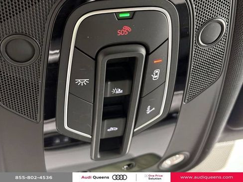 Certified 2022 Audi e-tron S Prestige w/ Prestige Package AWD/4WD image 34