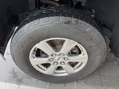 Used 2018 Ford F150 XLT w/ Equipment Group 302A Luxury image 7