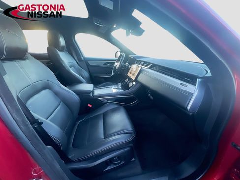 Used 2024 Jaguar F-PACE R-Dynamic S image 39