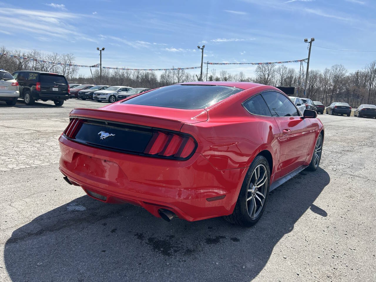 Used 2017 Ford Mustang Coupe RWD image 8