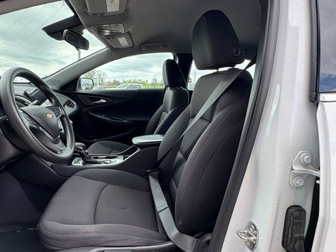 Used 2023 Chevrolet Malibu LS FWD image 20