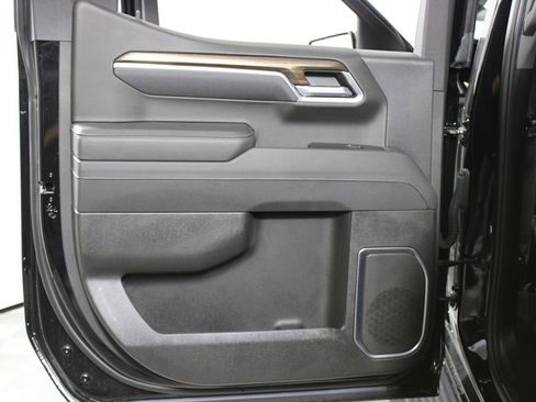 Used 2025 Chevrolet Silverado 1500 LT image 27