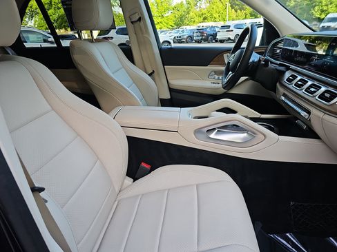 Used 2021 Mercedes-Benz GLE 350 4MATIC image 10