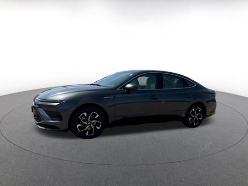 Used 2025 Hyundai Sonata SEL FWD image 10