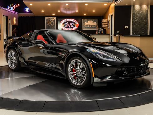 Used 2017 Chevrolet Corvette Z06 image 9