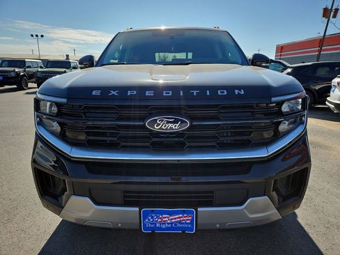 New 2025 Ford Expedition Max Platinum image 3