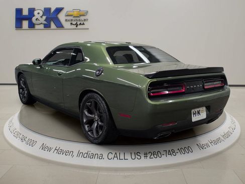 Used 2019 Dodge Challenger R/T w/ Shaker Package RWD image 4