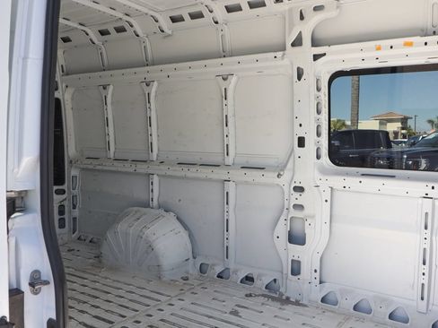 Used 2023 RAM ProMaster 3500 FWD image 14