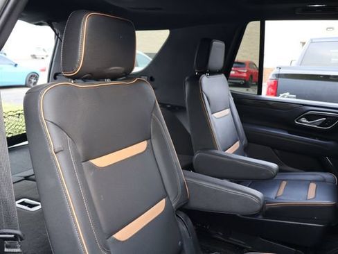 Used 2023 GMC Yukon AT4 w/ AT4 Premium Package AWD/4WD image 15