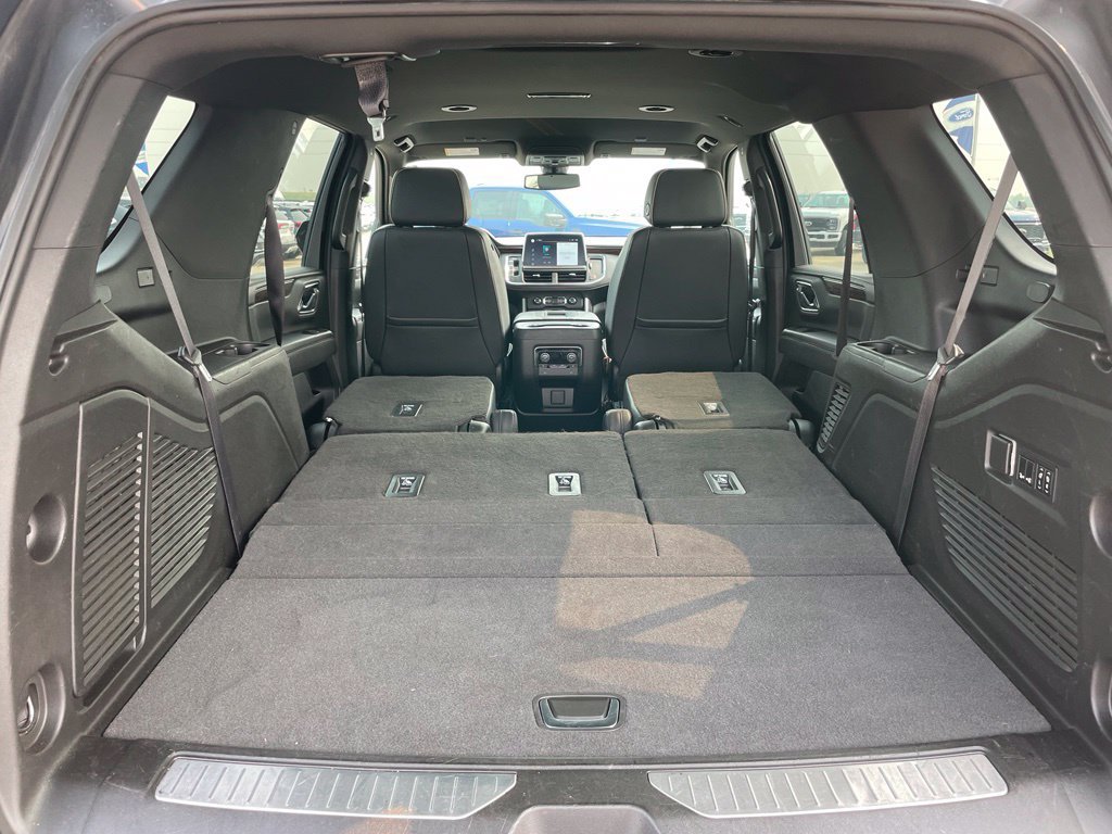 Used 2022 Chevrolet Tahoe Premier AWD/4WD image 33