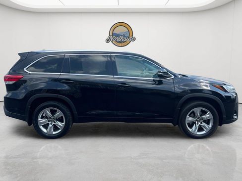 Used 2019 Toyota Highlander Limited AWD/4WD image 25