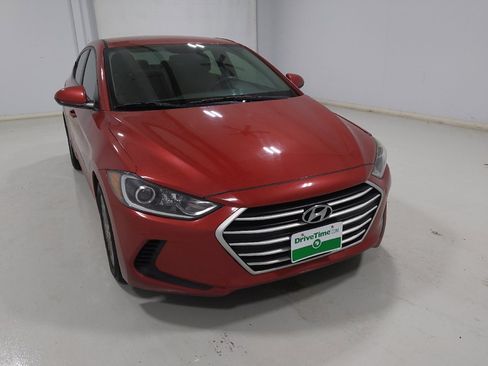 Used 2018 Hyundai Elantra SEL FWD image 14
