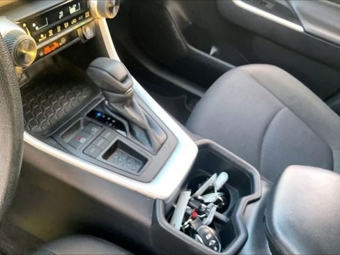 Used 2024 Toyota RAV4 LE image 16