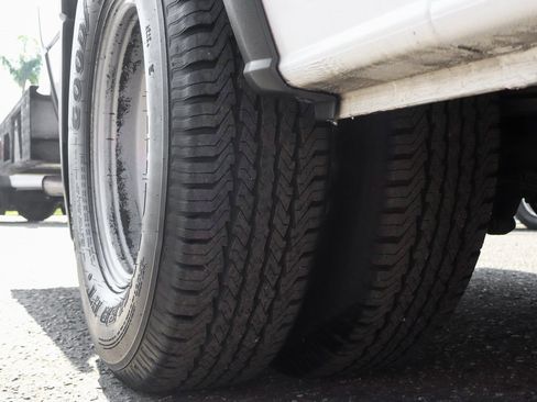 Used 2012 Mercedes-Benz Sprinter 3500 image 41