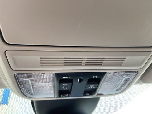 New 2026 Honda Odyssey Elite image 43