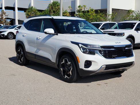 Used 2026 Kia Seltos EX FWD image 31
